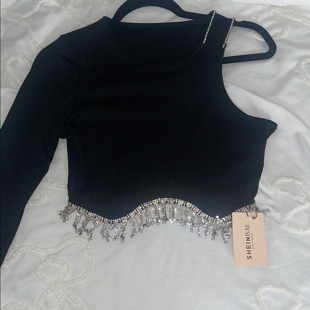 SHEIN Black One-Shoulder Crop Top with Sparkling Fringe